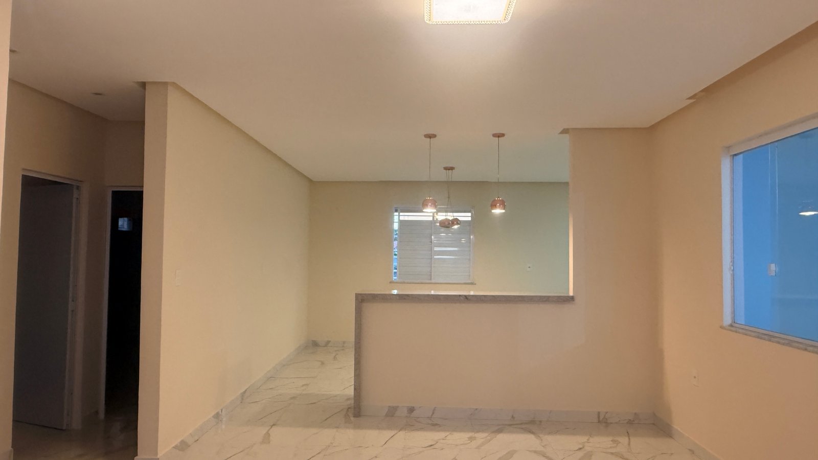 Casa Nova em Valença BA: 2 Suítes, 140m², Pronta para Morar